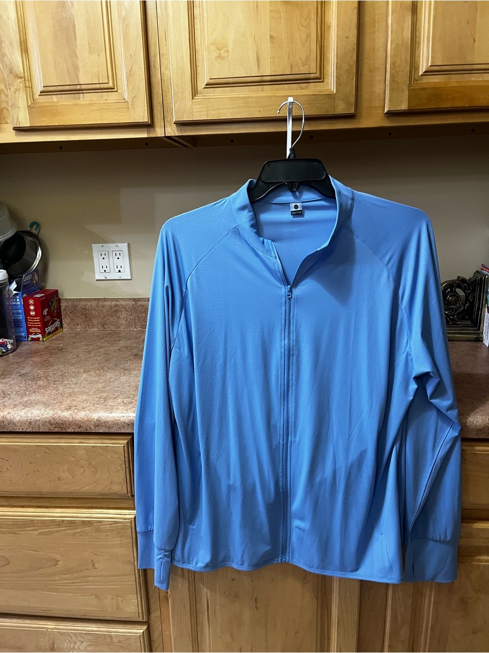 Light Blue  Women’s Lightweight Full-Zip Jacket